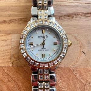 Armitron Now ladies two-tone dress watch NEW BATTERY